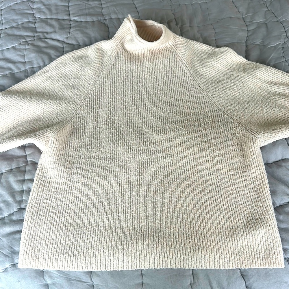 Express Cream Sweater - XS